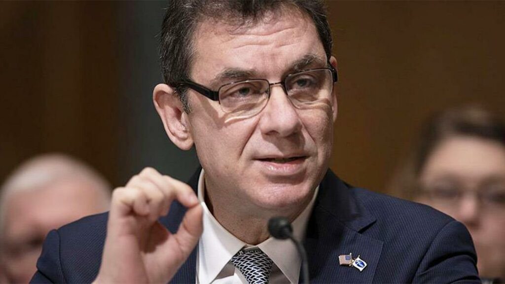 Άλμπερτ Μπουρλά: Πετύχαμε τον στόχο του ενός δισ. δόσεων εμβολίου στις φτωχότερες χώρες