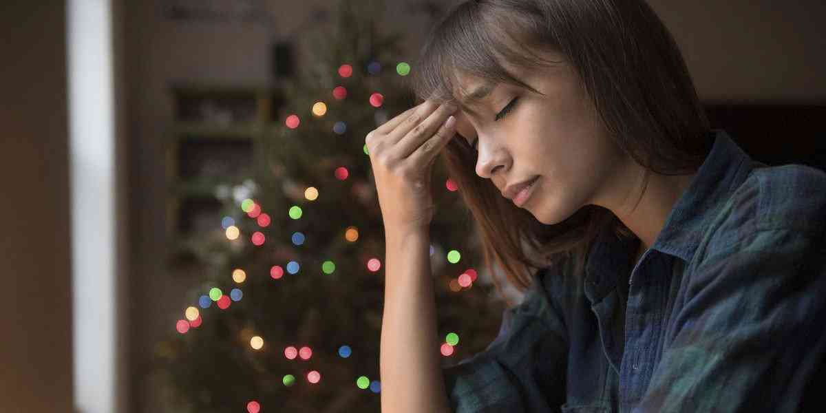 Χριστούγεννα: Πώς θα ξεπεράσετε τη θλίψη των ημερών
