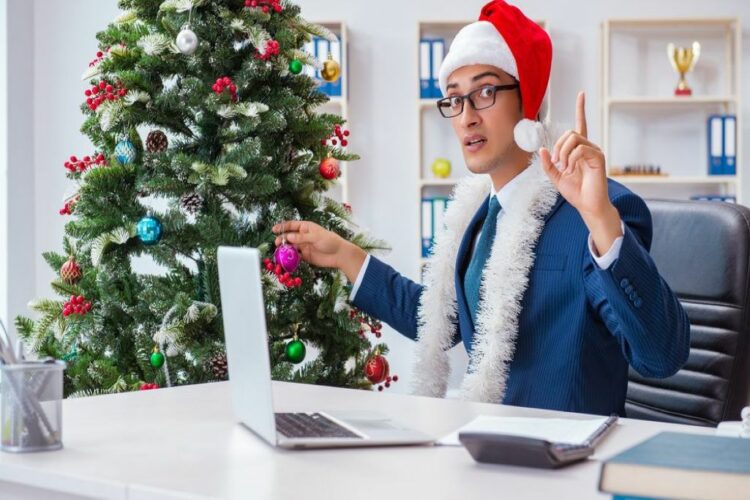 ΓΣΕΕ: Πώς αμείβεται η εργασία τα Χριστούγεννα και την Πρωτοχρονιά