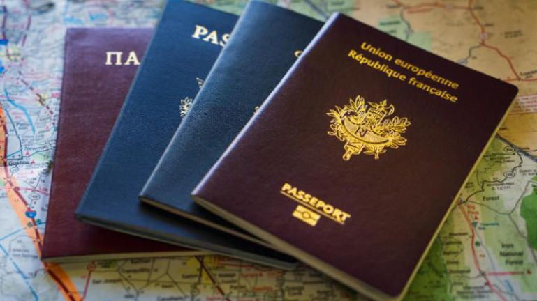 Η χώρα που κήρυξε τέλος στα διαβατήρια – Πώς εισέρχονται οι επιβάτες