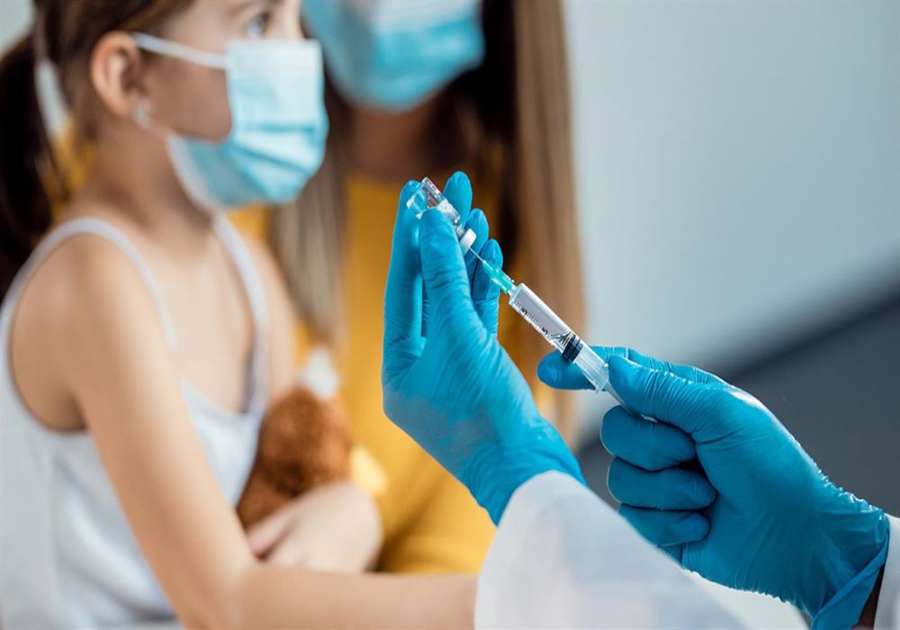 Pfizer & BioNTech: Τρίτη δόση εμβολίου για παιδιά 2-5 ετών