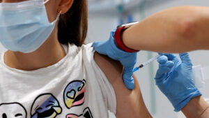 Ανοίγει σήμερα η πλατφόρμα των ραντεβού εμβολιασμού για παιδιά 5 -11 ετών