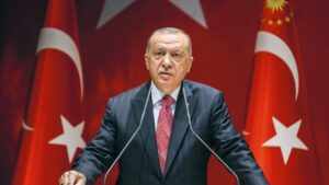 Κάλεσμα Ερντογάν στους Τούρκους να διατηρήσουν τις αποταμιεύσεις τους σε τουρκική λίρα