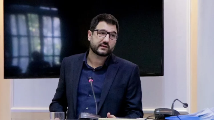 Ηλιόπουλος: «Συνειδητά ψεύτης ο Κ. Μητσοτάκης για τη θνητότητα εκτός ΜΕΘ μετά την έκθεση Τσιόδρα-Λύτρα»