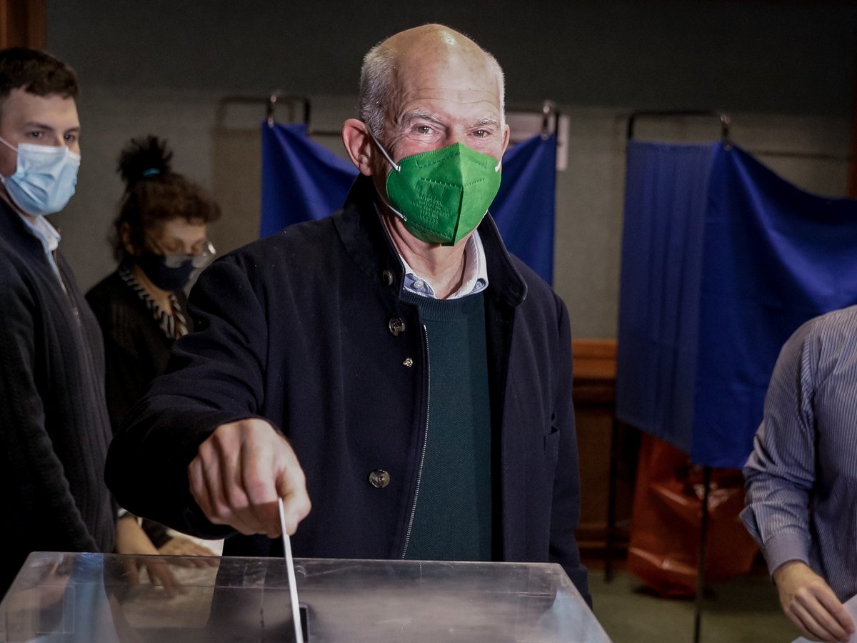 Εκλογές ΚΙΝΑΛ: Ο Γιώργος Παπανδρέου ζητά παράταση της εκλογικής διαδικασίας