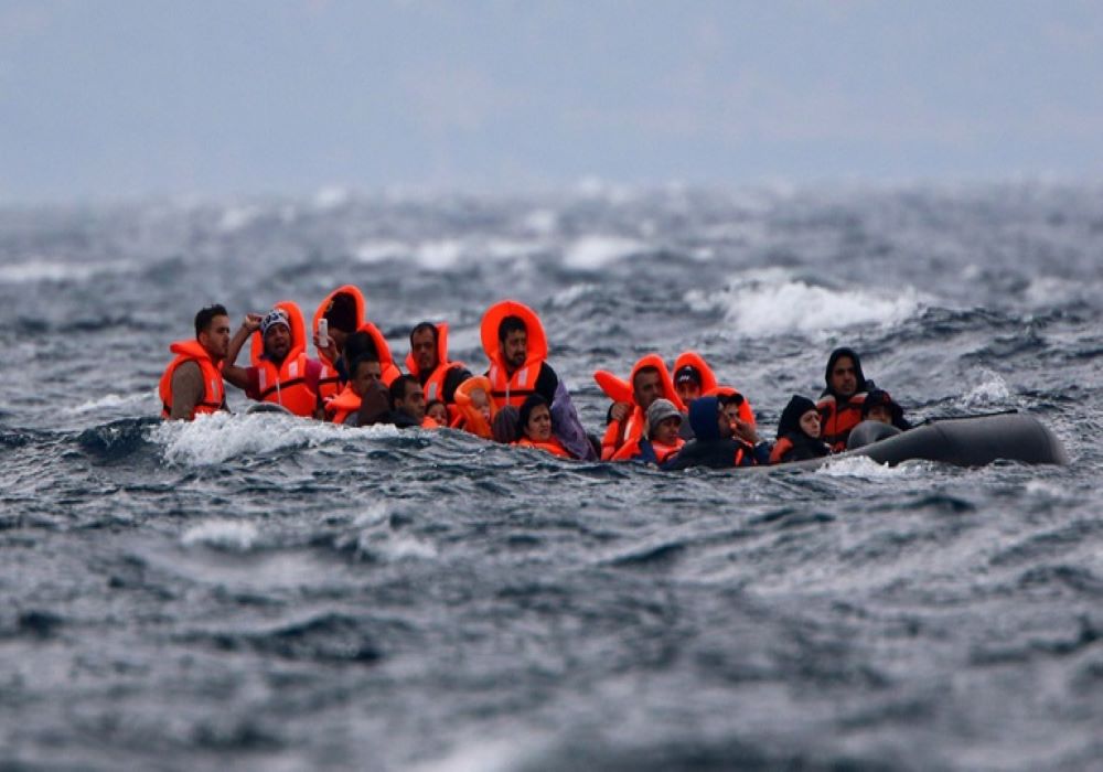 Τραγωδία στο Αιγαίο: Τρία ναυάγια με 30 νεκρούς μετανάστες (Βίντεο)