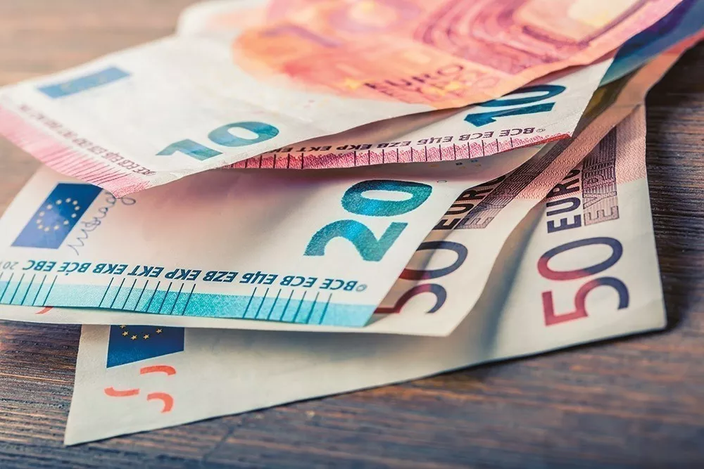 Δώρο Χριστουγέννων 2021: Πότε θα το λάβουν όσοι ήταν σε αναστολή ή στο «Συν-Εργασία»