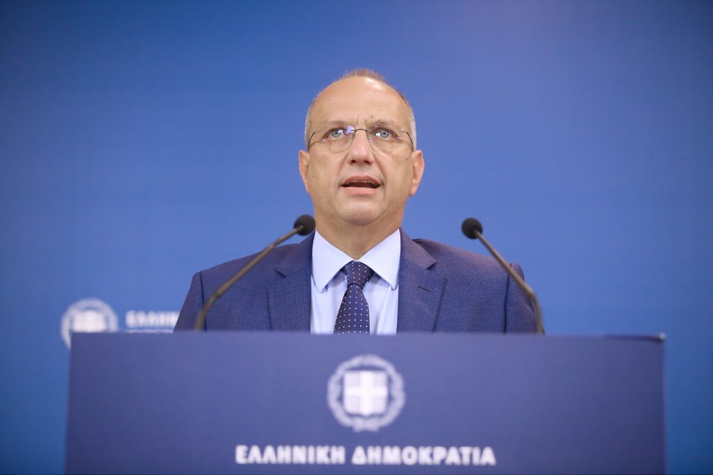 Οικονόμου: Αν ισχύσει αυτό που προτείνει ο κ. Τσίπρας για τα σχολεία, απλά δεν θα λειτουργούν