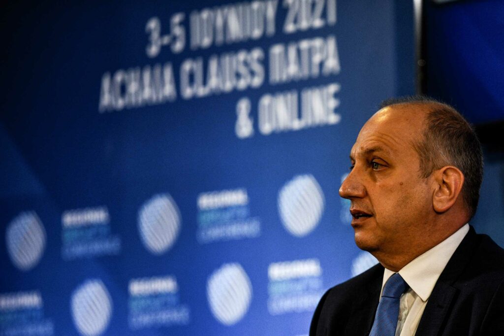Οικονόμου: Σε ποια ακριβώς δήλωσή του ο κ. Τσίπρας ζήτησε μέτρα για εστίαση, διασκέδαση, γήπεδα;