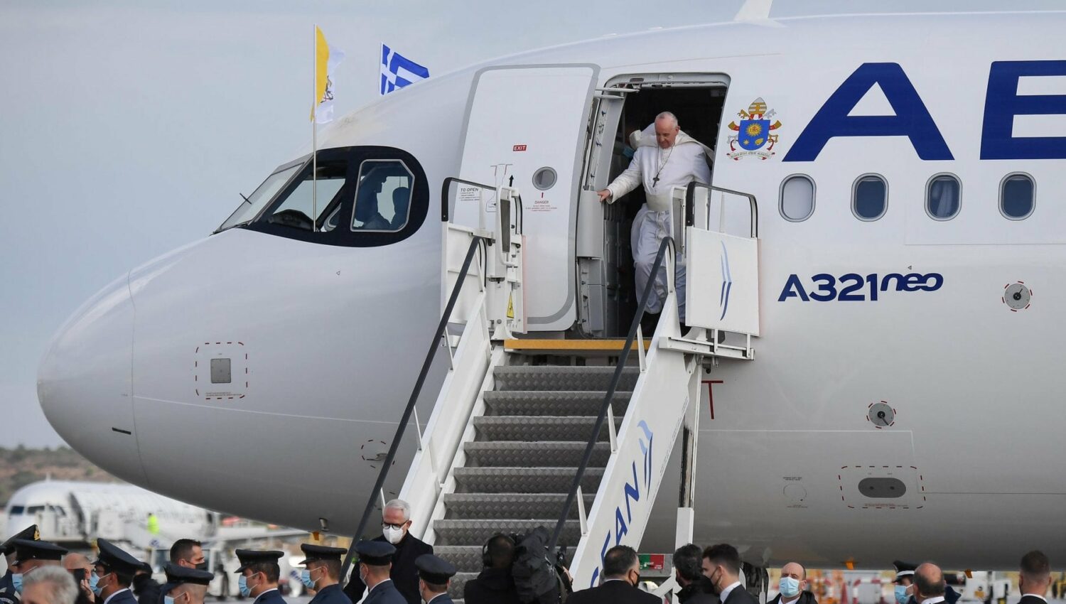 Αegean: Mεγάλη τιμή να προσφέρουμε την ελληνική μας φιλοξενία στον Πάπα Φραγκίσκο