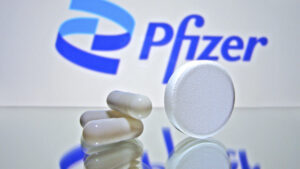 FDA: Πράσινο φως για χορήγηση του χαπιού της Pfizer