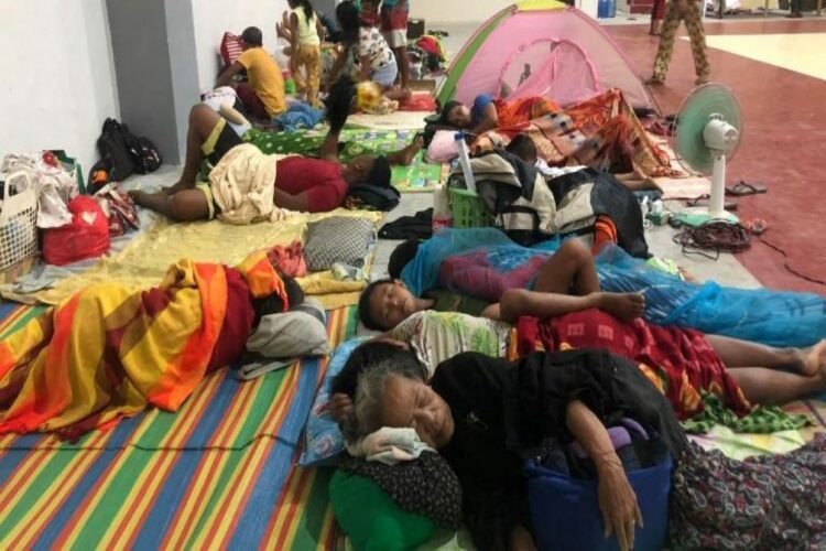 Φιλιππίνες: Δεκάδες χιλιάδες εγκαταλείπουν τα σπίτια τους εξαιτίας του τυφώνα Ράι