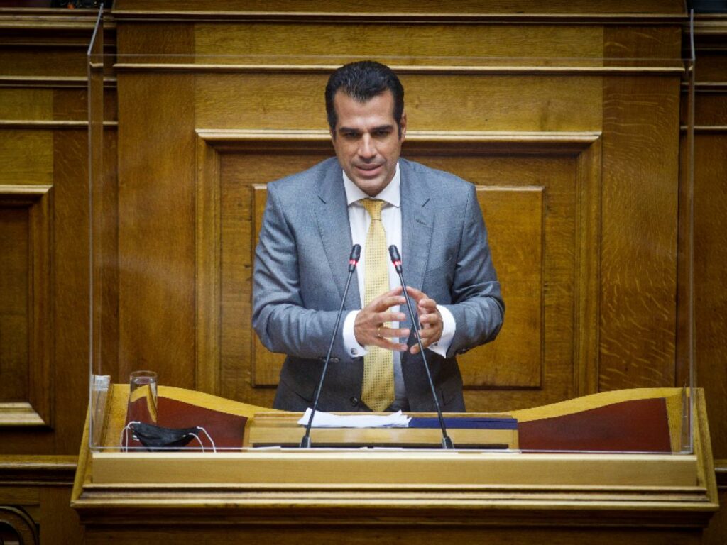 Ο Πλεύρης «αδειάζει» Πολάκη και Τσίπρα για την κριτική με τις ΜΕΘ