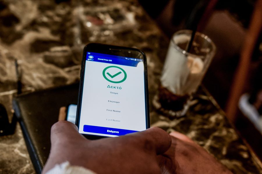 Διαθέσιμη η ψηφιακή ταυτότητα στο Covid Free Wallet - Βήμα βήμα η διαδικασία να την κατεβάσετε