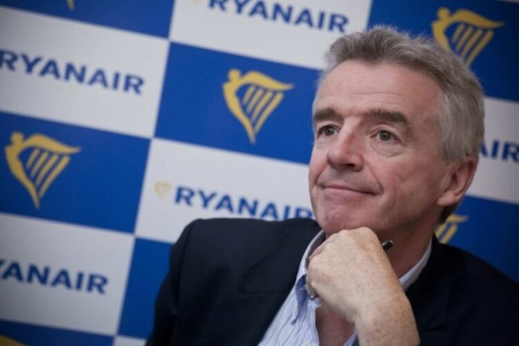 «Πτήσεις μόνο για εμβολιασμένους» προτείνει ο επικεφαλής της Ryanair