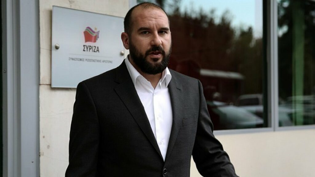 Τζανακόπουλος: Ομολογία αποτυχίας το μέτρο Μητσοτάκη για υποχρεωτικό εμβολιασμό