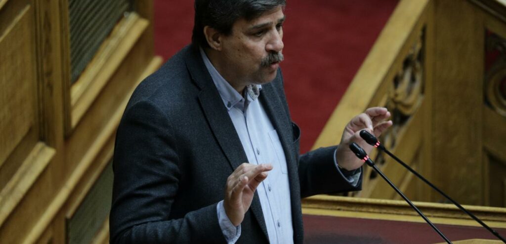 Ανδ. Ξανθός: Επικίνδυνα για τη δημόσια υγεία τα κυβερνητικά αντανακλαστικά μπροστά στη ραγδαία εξάπλωση της «Όμικρον»