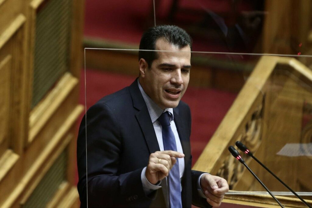 _Θάνος-Πλεύρης-Υπουργός-Υγείας