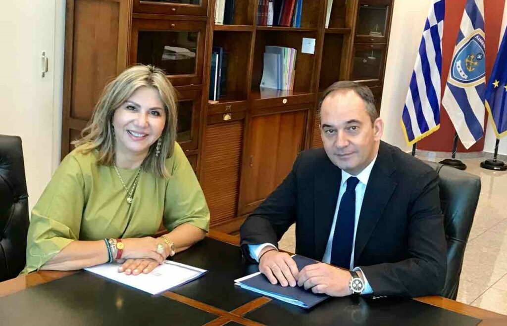 Κοινή πρωτοβουλία Γ.Πλακιωτάκη - Ζ.Μακρή για εκπτώσεις στα ακτοπλοϊκά μόνιμων και αναπληρωτών εκπαιδευτικών
