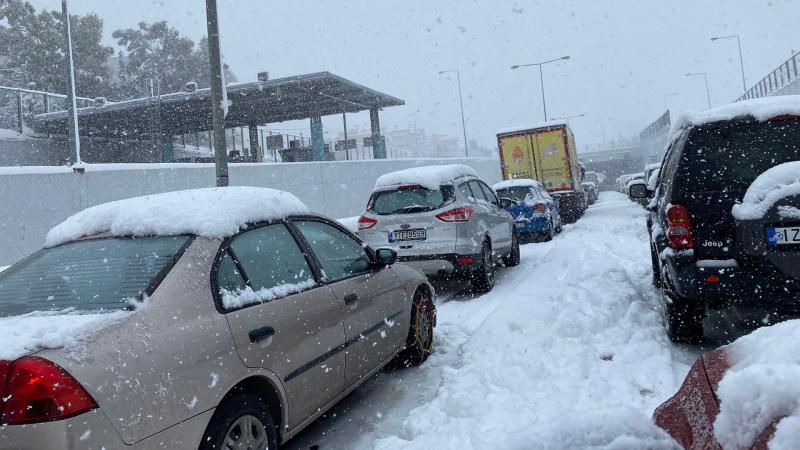 Εγκλωβισμένοι στην Αττική Οδό