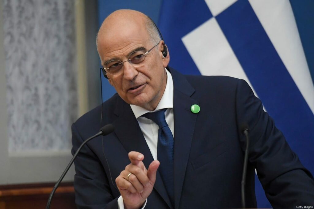 Νίκος Δένδιας: Θα συναντηθεί σήμερα με τη Λιζ Τρας