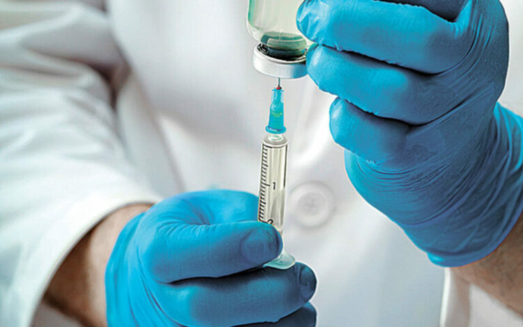 EMA: Κατά της τέταρτης δόσης του εμβολίου στον γενικό πληθυσμό