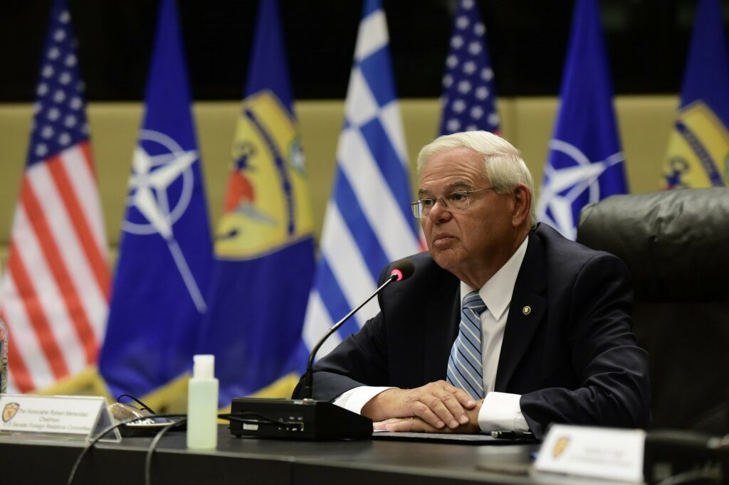 Ο Μενέντεζ καλωσόρισε την υποψηφιότητα του Τζορτζ Τσούνη