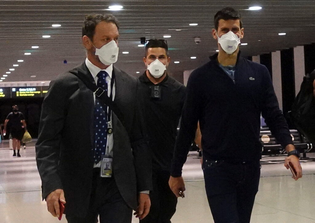 Νόβακ Τζόκοβιτς: Αναχώρησε από τη Μελβούρνη για Ντουμπάι