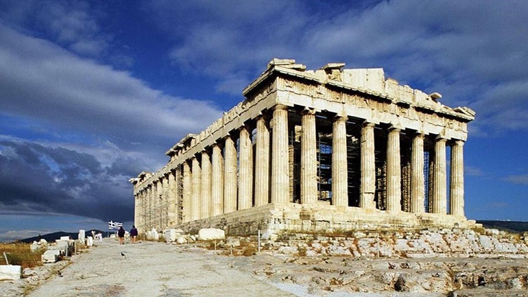 New York Times: Ένας κόμβος για την τέχνη στη σκιά της Ακρόπολης