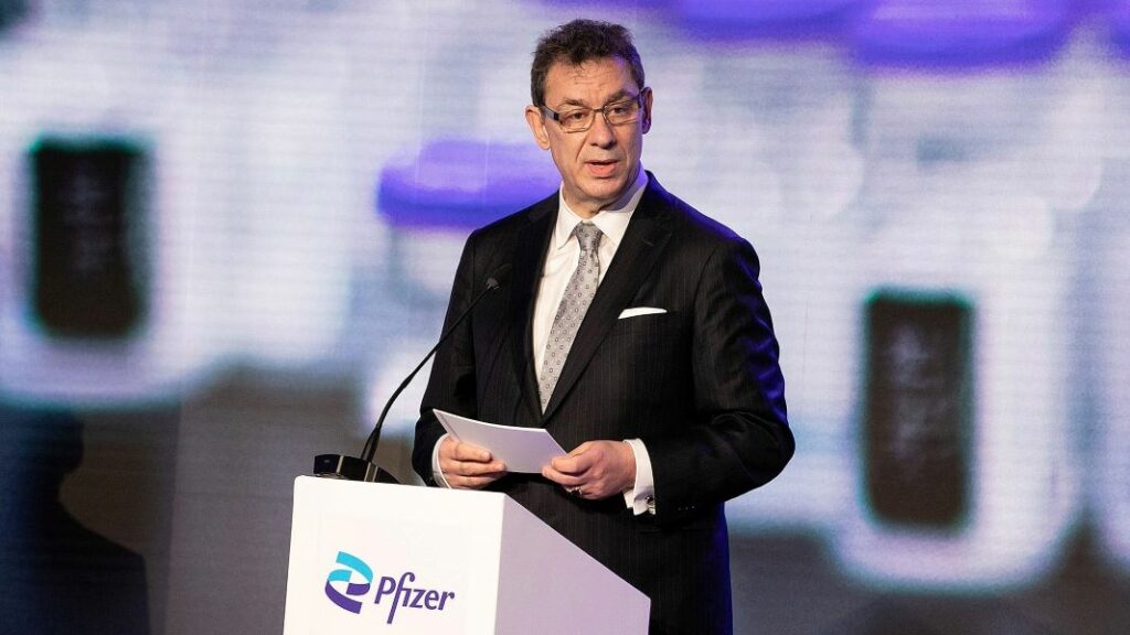 Μπουρλά στη Le Figaro: «Την άνοιξη πιθανότατα θα πάρουμε τις ζωές μας πίσω»