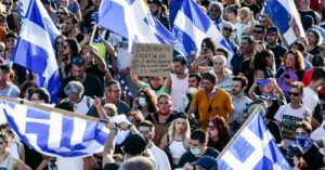 Έρευνα: Γιατί δεν εμβολιάζονται οι αρνητές του κορωνοϊού στην Ελλάδα - Υψηλά ποσοστά στους νέους