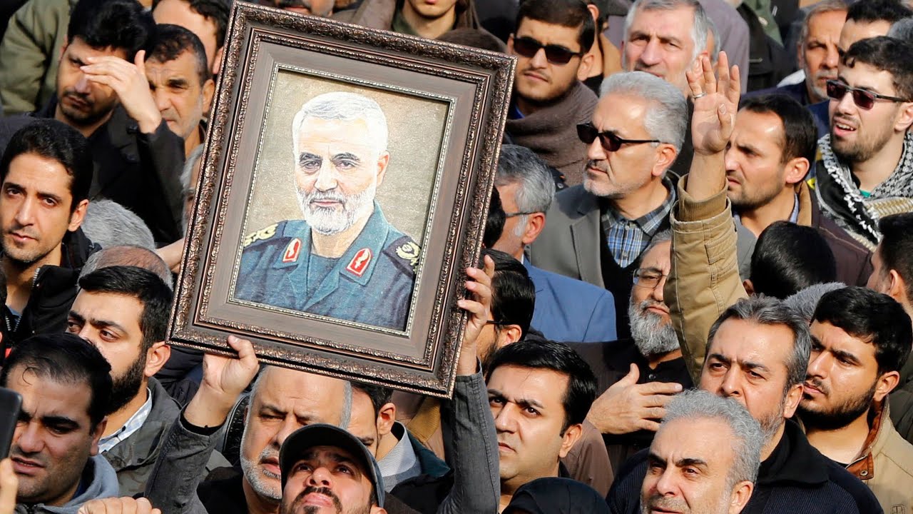 Ιράν: Ο πρόεδρος Ραϊσί απειλεί με "αντίποινα" τις ΗΠΑ για την εξόντωση του στρατηγού Σολεϊμανί