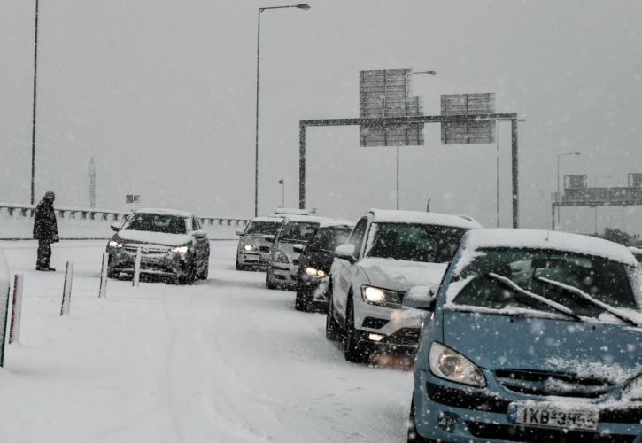 Αττική Οδός: Zητά συγνώμη από τους οδηγούς