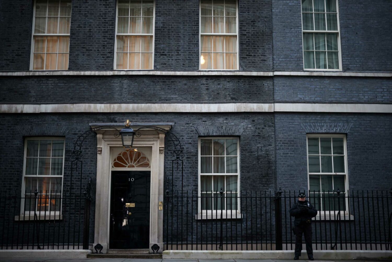 Βρετανία-Πάρτι: Οι νέες αποκαλύψεις πλήττουν ακόμη περισσότερο το κύρος του βρετανού πρωθυπουργού