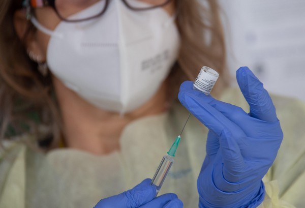 Ευρωπαϊκός Οργανισμός Φαρμάκων Δεν είναι απαραίτητη η τέταρτη δόση