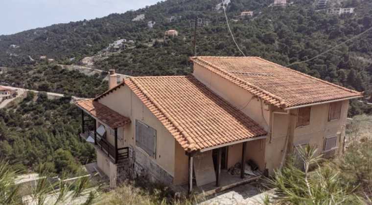 Πέτρος Φιλιππίδης: Σε αναστολή το «σφυρί» για το σπίτι του