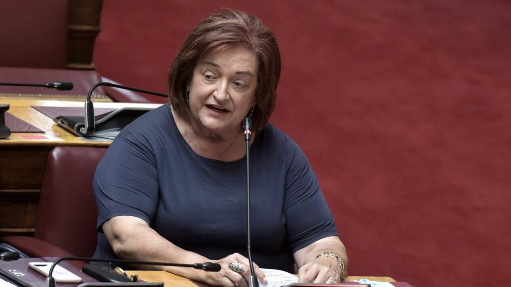 Μαριέττα Γιαννάκου: Νοσηλεύεται σε σοβαρή κατάσταση στη ΜΕΘ του Γ.Ν.Α.
