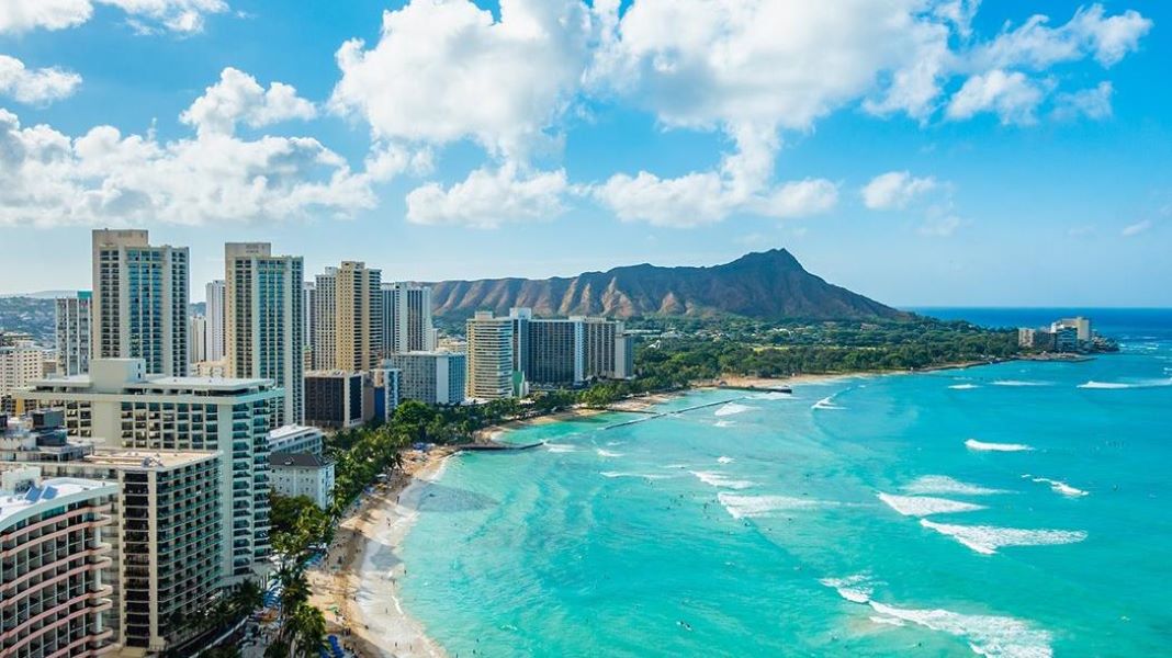 Χαβάη: Οι δισεκατομμυριούχοι αγοράζουν σπίτια στο νησί