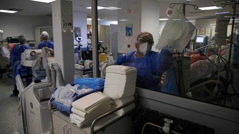 Όμικρον: Ενίσχυση των κλινικών στην Αττική