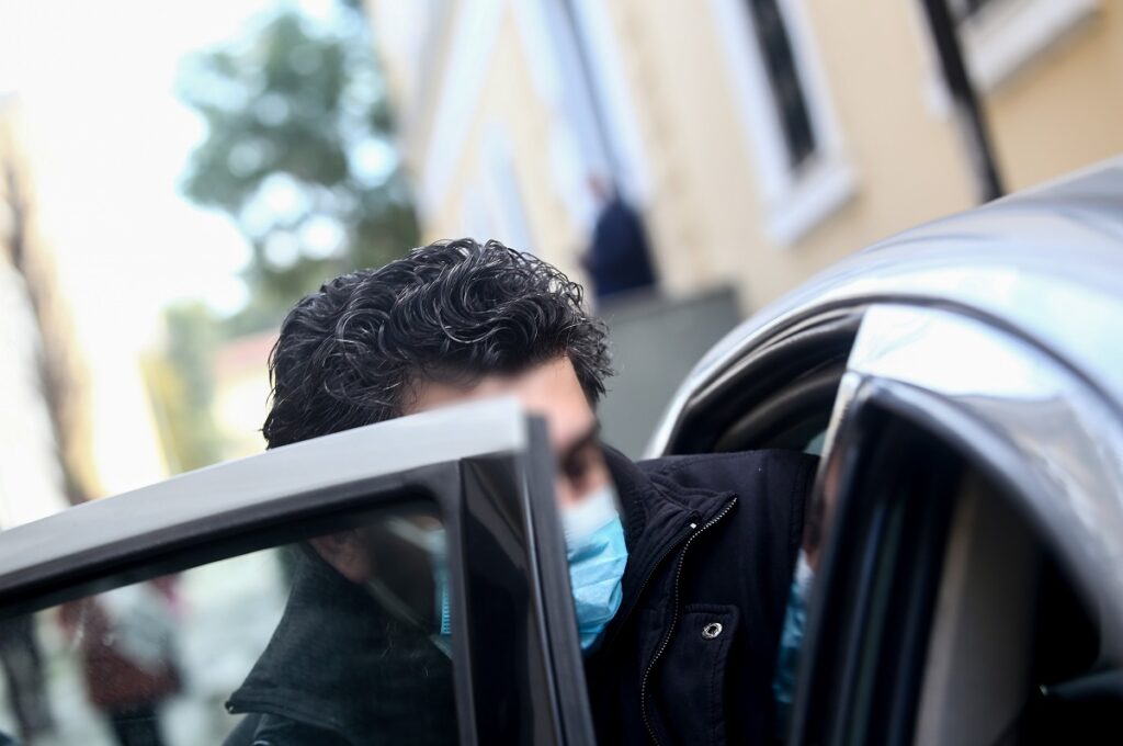 Κάτω Πατήσια-ιερέας: Ζητούσε γυμνές φωτογραφίες από 14χρονη