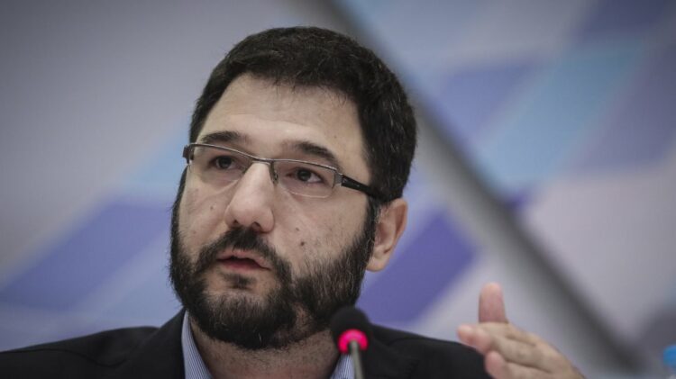 Ν. Ηλιόπουλος: Η κυβέρνηση εφαρμόζει ανοσία της αγέλης και πουλά ψεύτικη αισιοδοξία