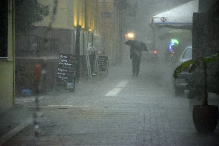 Καιρός: Έρχεται η κακοκαιρία Διομήδης με έντονες βροχοπτώσεις και πτώση της θερμοκρασίας