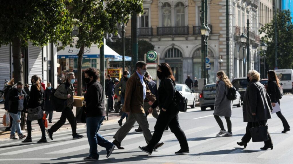 Πληροφορίες για πάνω από 50.000 κρούσματα σήμερα