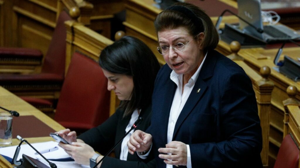 Μενδώνη: Η κυβέρνηση εργάζεται πάρα πολύ συστηματικά στην υπόθεση των Γλυπτών του Παρθενώνα