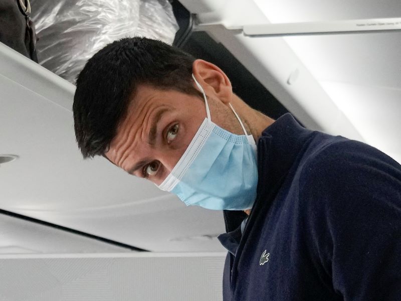 Έφτασε στο Βελιγράδι ο Νόβακ Τζόκοβιτς - Τον υποδέχτηκαν με χειροκροτήματα