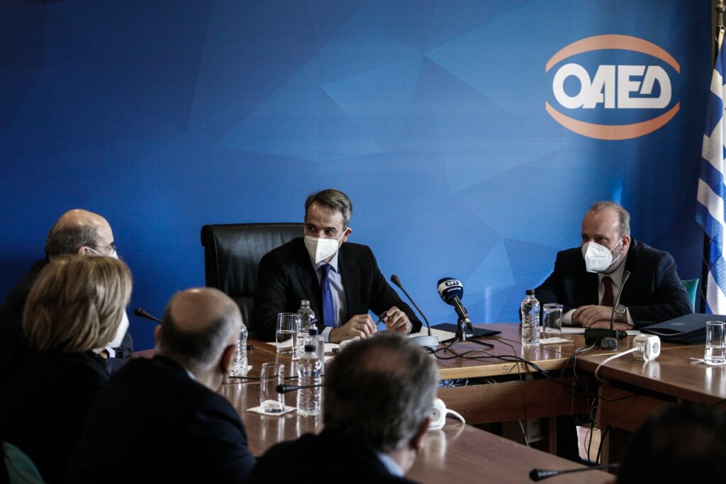 Μητσοτάκης: Ενίσχυση της απασχόλησης με 86.000 νέες θέσεις εργασίας