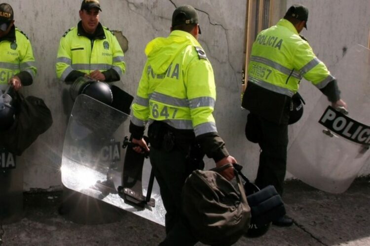 Κολομβία: Δύο αστυνομικοί νεκροί σε επίθεση εναντίον νομάρχη
