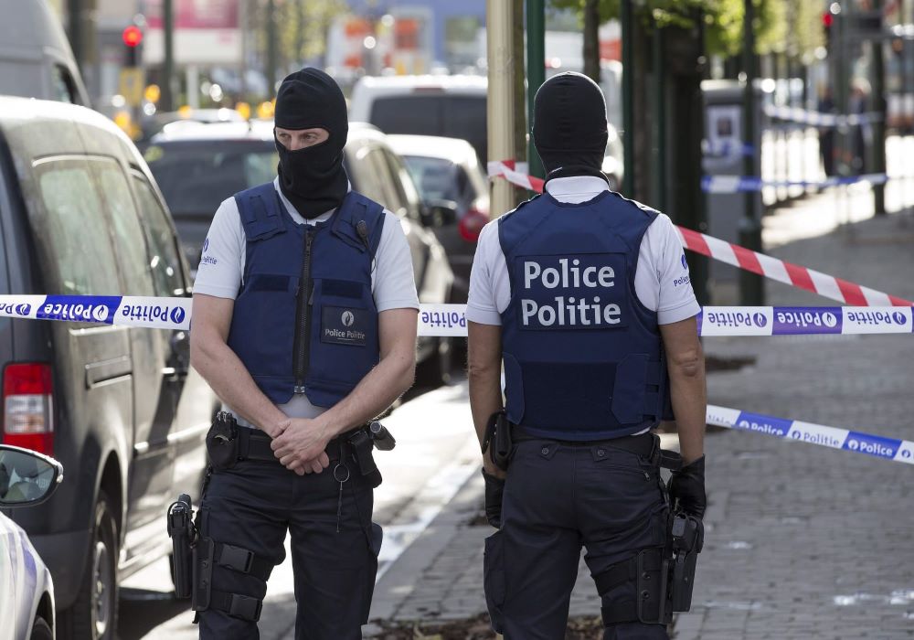 Βέλγιο: Βία αστυνομικών εναντίον 14χρονης