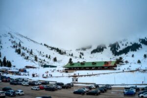 Κικίλιας: Ανέκαμψαν οι χειμερινοί τουριστικοί προορισμοί παρά την Όμικρον