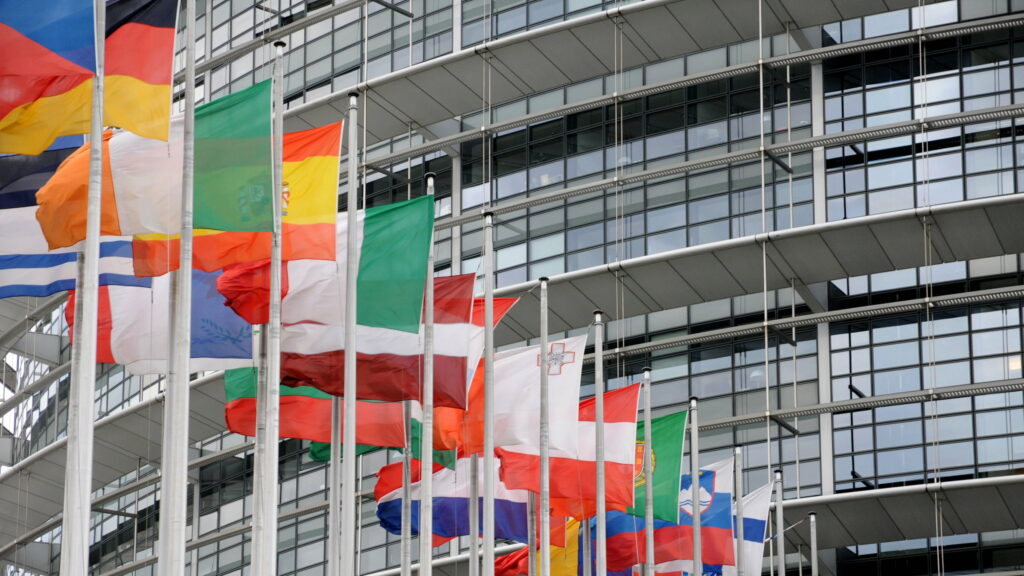 Έκθεση: Μικραίνει το χάσμα ανισοτήτων μεταξύ των περιφερειών της ΕΕ
